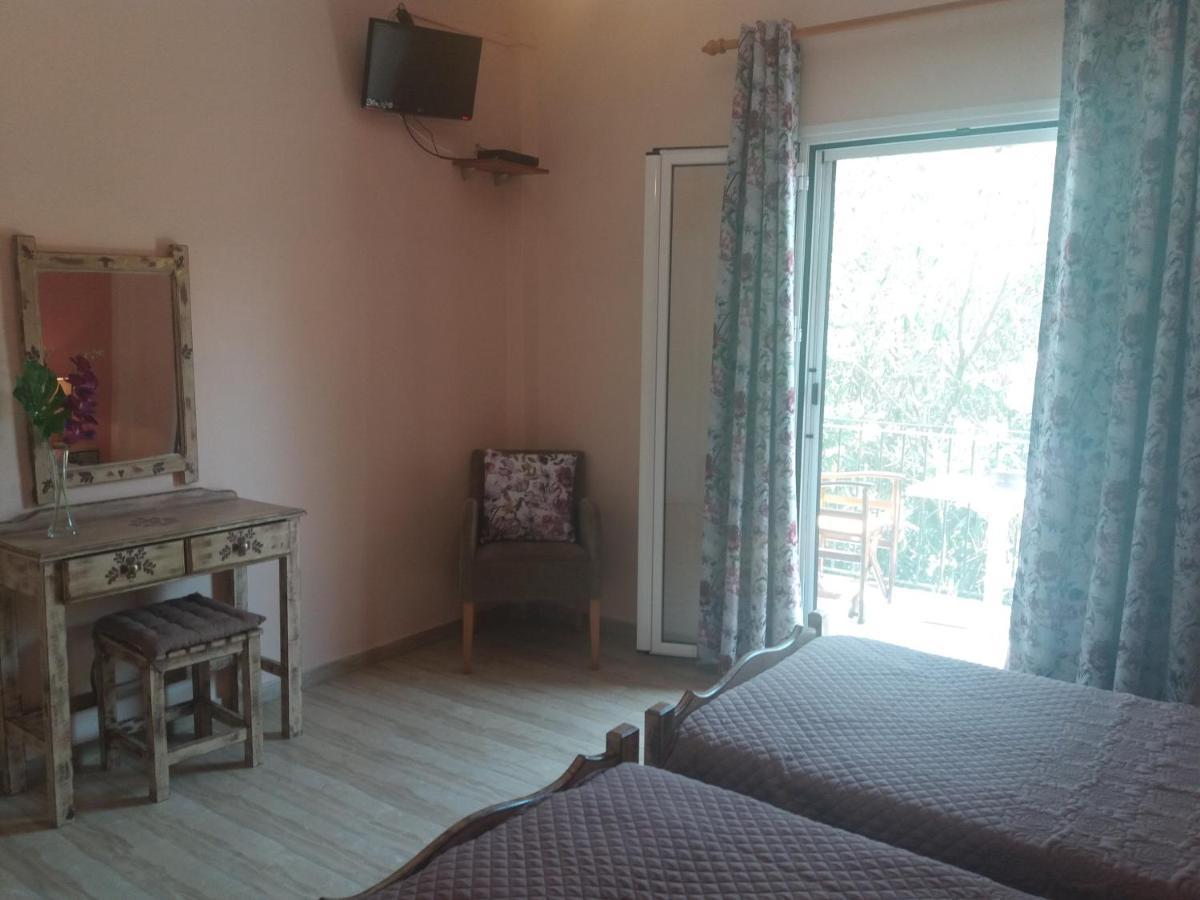 Alexandra Spingou Apartments Дассия Экстерьер фото